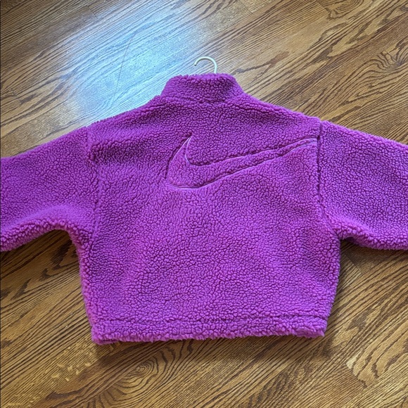 Nike Size M Pink Women's Sherpa Active Swoosh Cropped Zip Jacket DM1763-010 - Picture 6 of 8